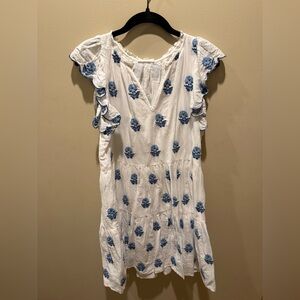 New Floral White and Blue Dress Women’s Small